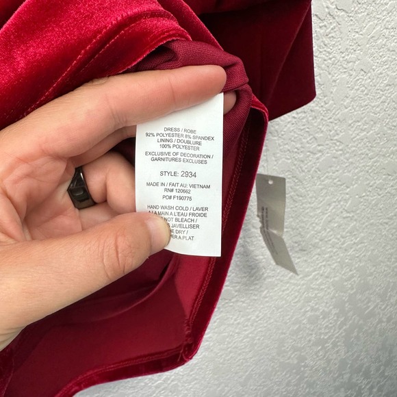 🖤 3/$25 SALE!! Girls Red velvet Isobella and Chloe dress 14 - Picture 5 of 6